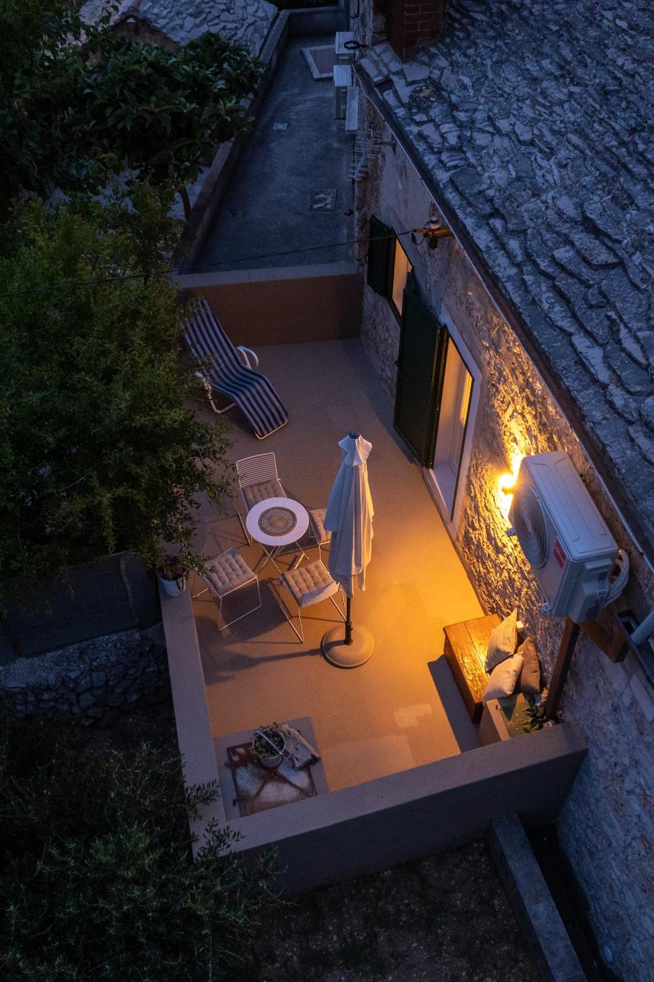 Nona VI - Boutique Stone House Villa Bol Exterior photo