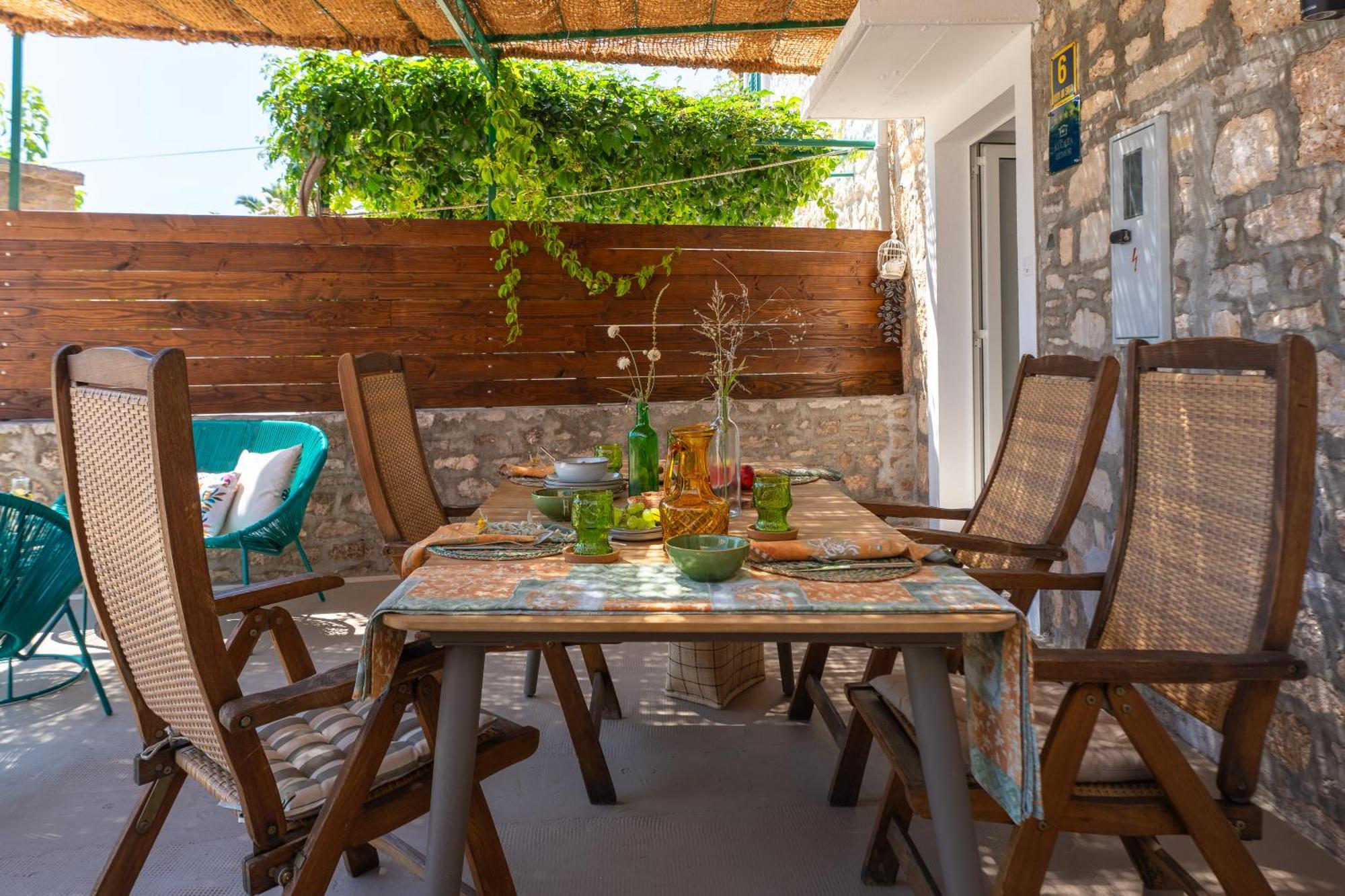 Nona VI - Boutique Stone House Villa Bol Exterior photo